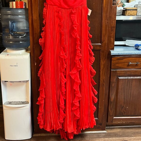 sz 8 Red ruffle tulle gown made by Mac Dugal New with tags - Picture 2 of 5